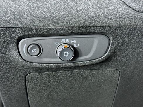 New 2026 Buick Encore GX Sport Touring w/ Advanced Technology Package FWD image 10