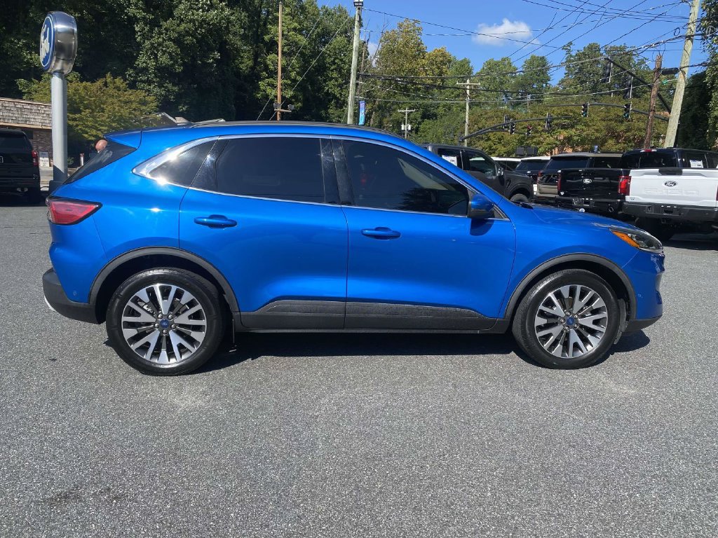 Used 2020 Ford Escape Titanium AWD/4WD image 8