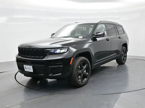 New 2025 Jeep Grand Cherokee L Limited w/ Black Appearance Package image 59