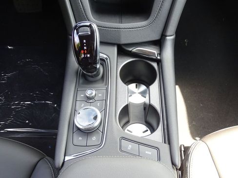 New 2025 Cadillac XT5 Luxury image 27