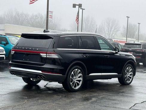 Used 2025 Lincoln Aviator Reserve w/ Illumination Package AWD/4WD image 7