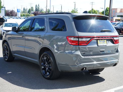 Used 2025 Dodge Durango GT w/ Blacktop Package AWD/4WD image 5