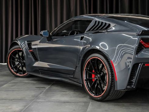 Used 2017 Chevrolet Corvette Grand Sport RWD image 14