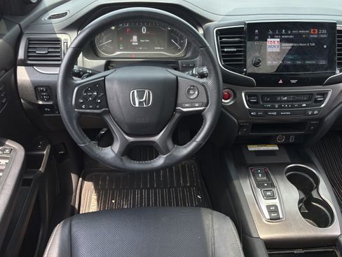 Used 2023 Honda Passport EX-L image 12