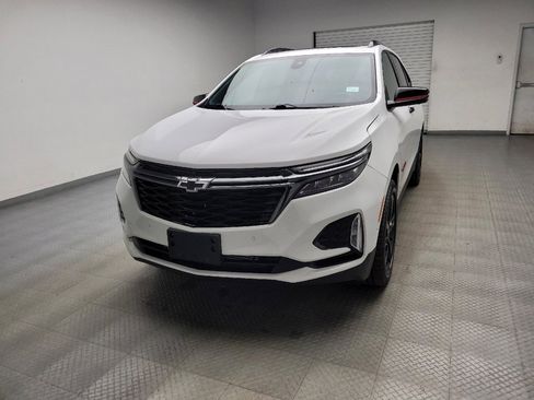 Used 2023 Chevrolet Equinox Premier image 15