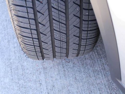 Certified 2026 Acura MDX w/ Technology Package FWD image 30