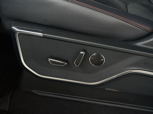 Used 2025 Ford F150 Raptor w/ Equipment Group 803A Raptor R image 28