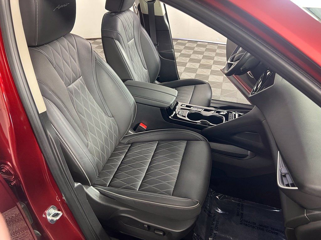 Certified 2023 Buick Envision Avenir AWD/4WD image 12
