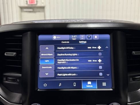 Used 2022 RAM 2500 Tradesman AWD/4WD image 41