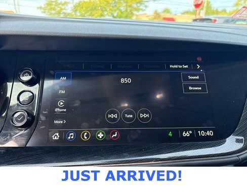 Used 2023 Buick Envision Essence w/ Sport Touring Package image 13