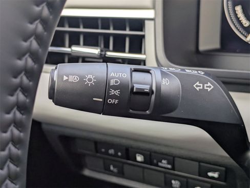 New 2025 Mitsubishi Outlander SEL image 29