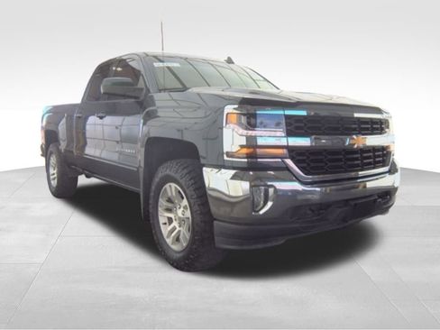 Used 2019 Chevrolet Silverado 1500 LT w/ All Star Edition image 6