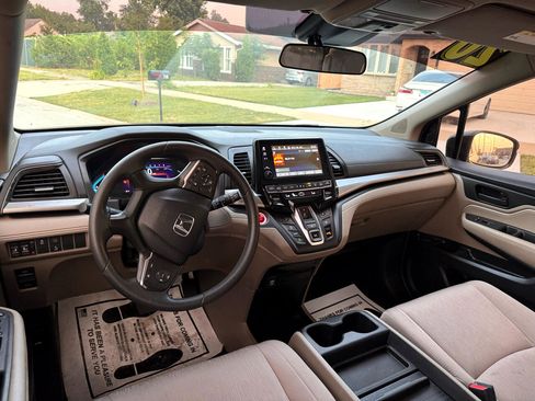 Used 2020 Honda Odyssey EX image 10