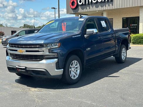 Used 2020 Chevrolet Silverado 1500 LT w/ Texas Edition RWD image 3
