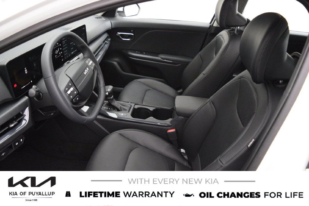 New 2026 Kia K4 EX FWD image 10