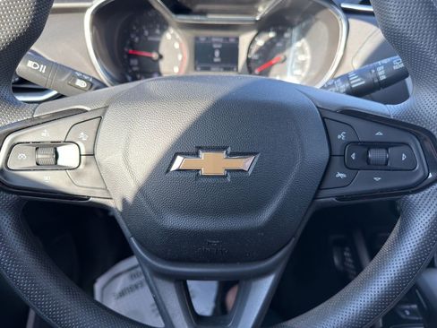 Certified 2023 Chevrolet TrailBlazer LT FWD image 25