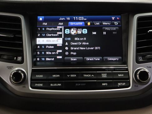Used 2016 Hyundai Tucson Limited w/ Option Group 03 FWD image 19