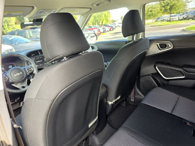 Certified 2025 Kia Soul LX FWD image 10