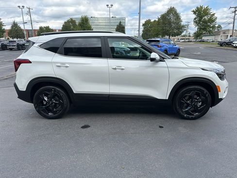 New 2026 Kia Seltos EX w/ EX Sunroof Package image 5