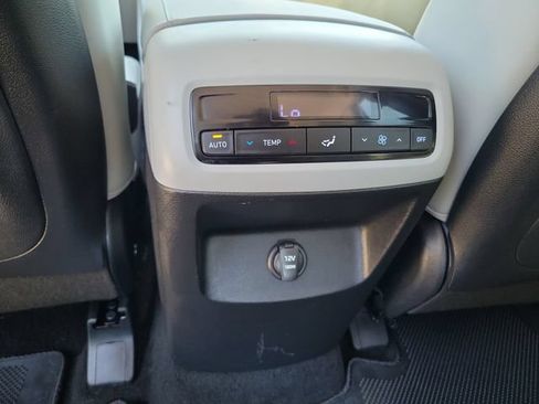Used 2024 Hyundai Palisade SEL FWD image 24