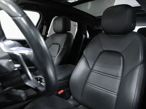 Certified 2023 Porsche Cayenne S Platinum AWD/4WD image 5