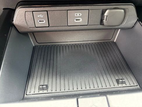 New 2026 Toyota Prius Plug-In Hybrid image 23