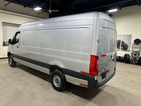 Used 2019 Mercedes-Benz Sprinter 4x4 170 image 10