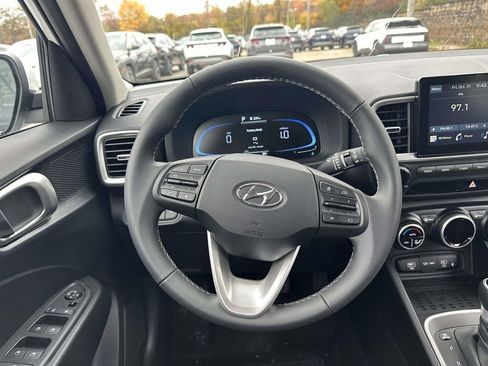 New 2026 Hyundai Venue SEL image 9