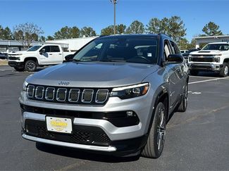 Used 2022 Jeep Compass Limited w/ Elite Group image 1