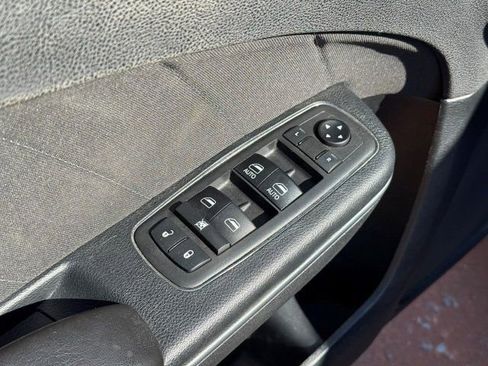 Used 2018 Dodge Charger SXT Plus w/ Driver Confidence Group image 10