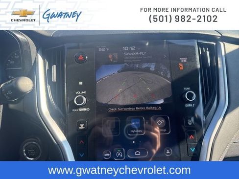 Used 2022 Subaru Outback Premium image 16