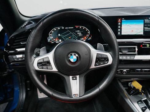 Used 2024 BMW Z4 M40i w/ Premium Package image 34