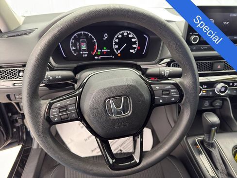 Used 2024 Honda Civic LX image 21