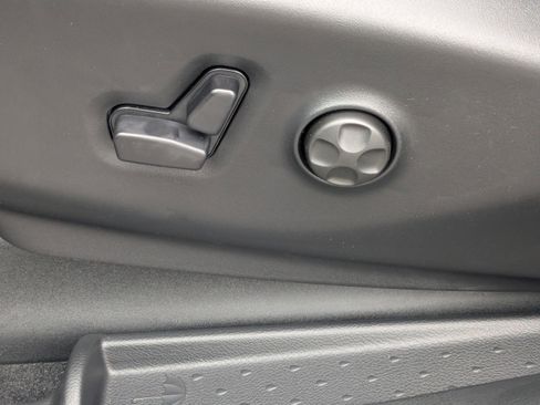 New 2026 Chrysler Pacifica Select image 42