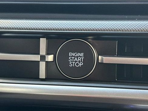 Certified 2025 Hyundai Santa Fe SEL image 24