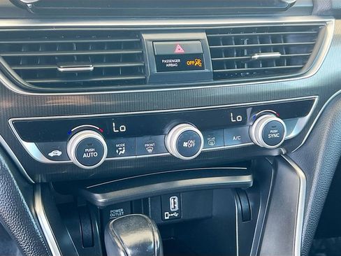 Used 2020 Honda Accord Sport image 15