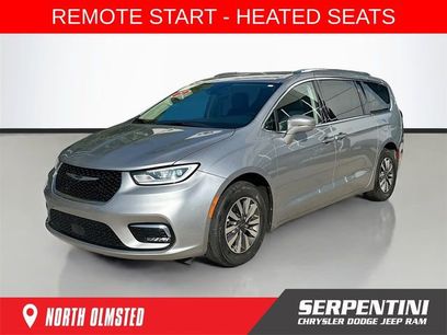Used 2021 Chrysler Pacifica Touring-L