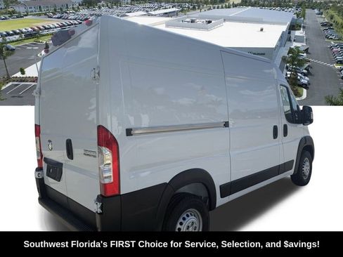 New 2026 RAM ProMaster 2500 w/ Convenience Group image 4