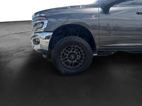 Used 2025 RAM 2500 Tradesman w/ Chrome Appearance Group AWD/4WD image 24