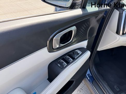 New 2025 Kia Sorento S w/ Panoramic Sunroof Package image 10