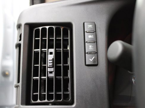 Used 2025 Chevrolet Express 2500 w/ Driver Convenience Package RWD image 18