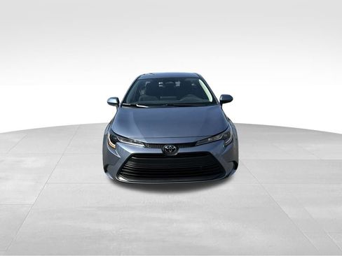 Used 2025 Toyota Corolla LE FWD image 7