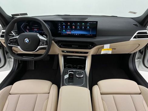 Certified 2025 BMW 330i xDrive Sedan w/ Convenience Package AWD/4WD image 22