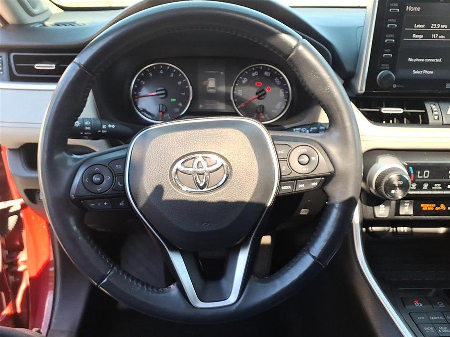 Used 2019 Toyota RAV4 XLE Premium w/ Cold Weather Package AWD/4WD image 29