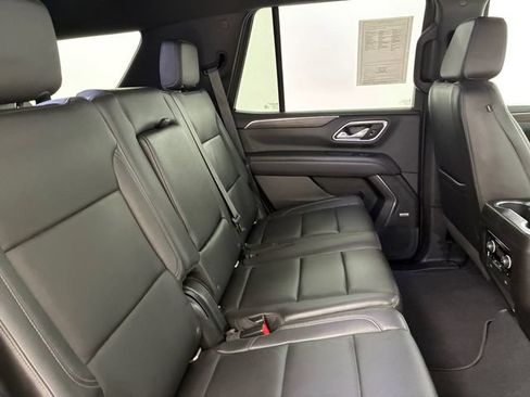 Certified 2022 Chevrolet Tahoe LT w/ Luxury Package AWD/4WD image 16