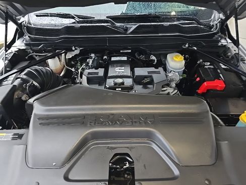 Used 2024 RAM 2500 Big Horn image 33