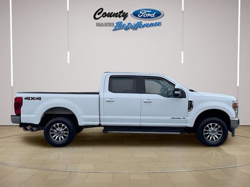 Used 2021 Ford F250 Lariat w/ Lariat Value Package AWD/4WD image 9