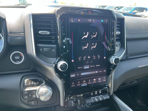 New 2026 RAM 1500 Laramie AWD/4WD image 23