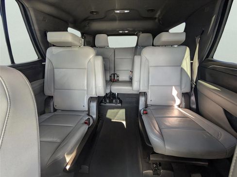 Used 2021 Chevrolet Tahoe LT image 13