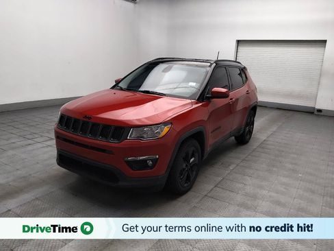 Used 2019 Jeep Compass Latitude FWD image 1